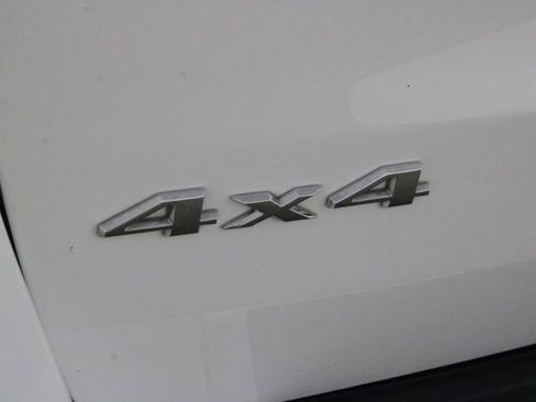 Used 2022 Jeep Grand Cherokee Limited image 45