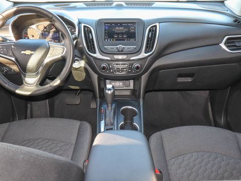 Used 2020 Chevrolet Equinox LT image 10