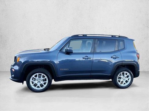 Used 2020 Jeep Renegade Latitude w/ Cold Weather Group image 4