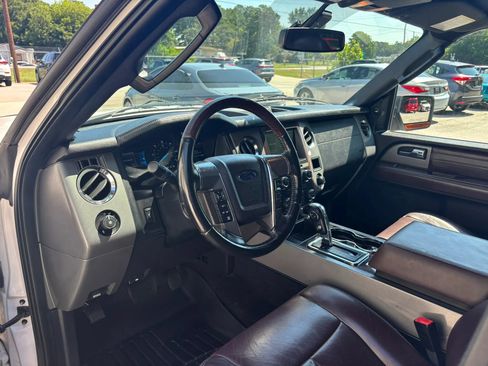 Used 2015 Ford Expedition EL Platinum RWD image 10