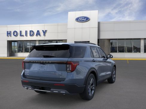 Used 2026 Ford Explorer Active w/ Active Comfort Package AWD/4WD image 8