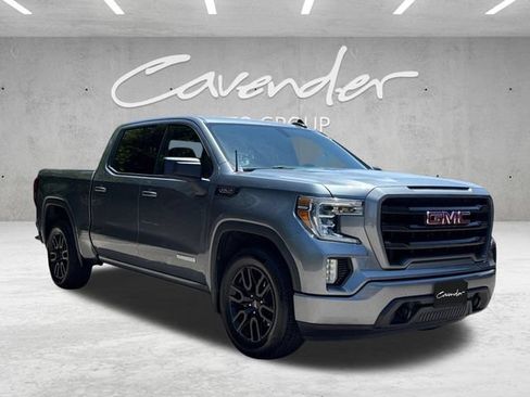 Used 2020 GMC Sierra 1500 Elevation w/ Elevation Value Package RWD image 2