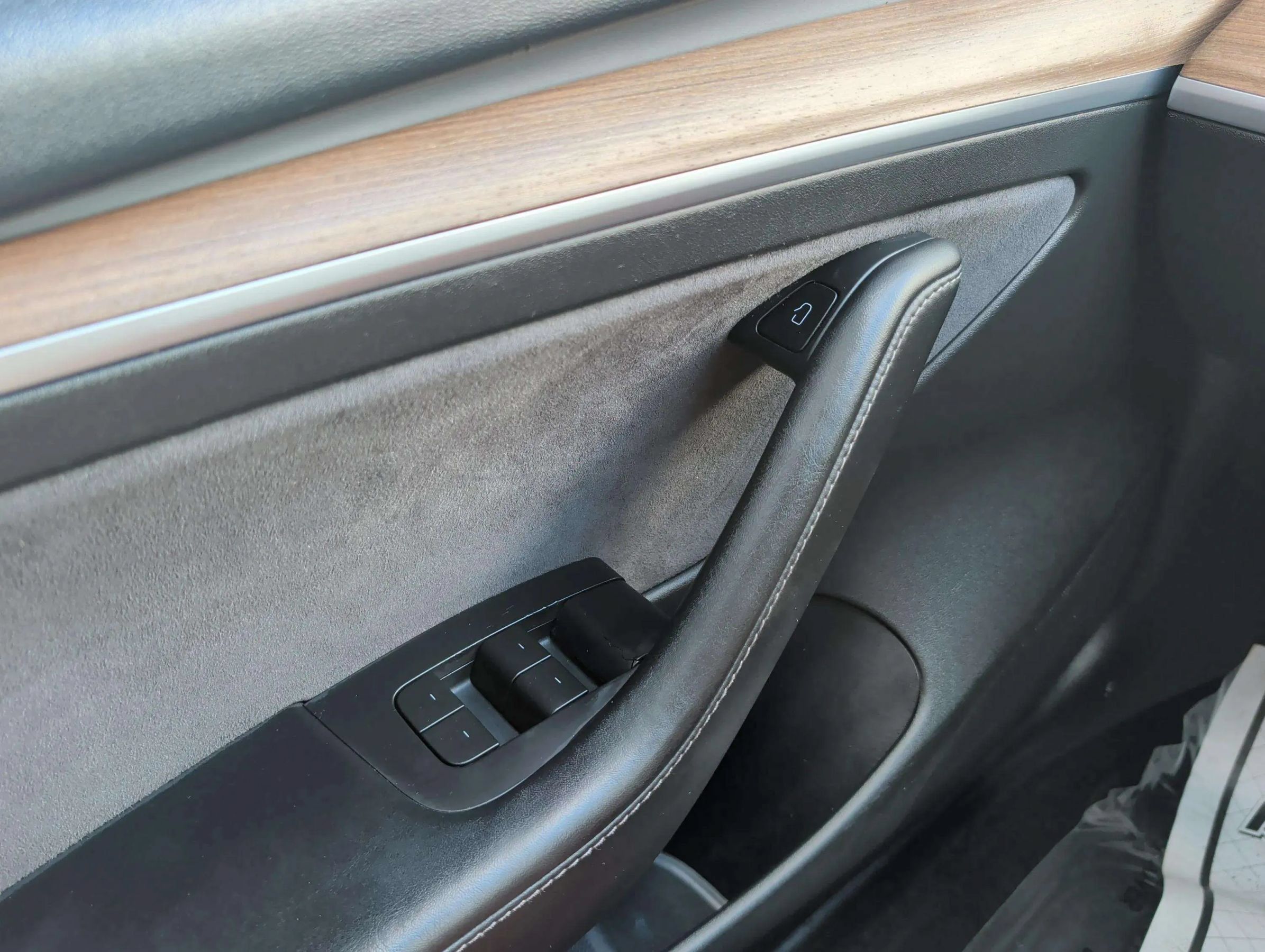 Used 2022 Tesla Model 3 Standard Range RWD image 25