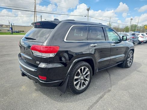 Used 2017 Jeep Grand Cherokee Overland image 6
