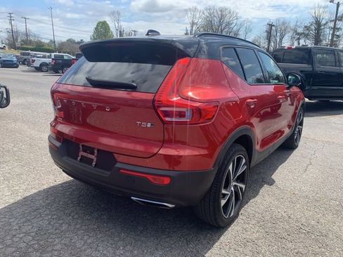 Used 2019 Volvo XC40 T5 R-Design AWD/4WD image 9
