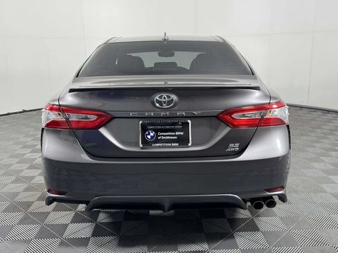 Used 2020 Toyota Camry SE AWD/4WD image 9