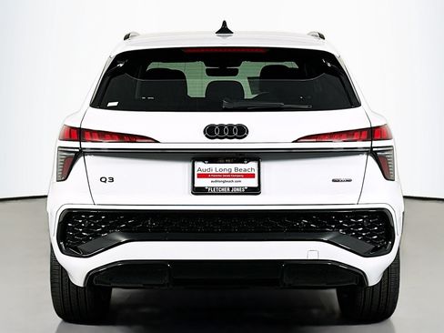 New 2026 Audi Q3 quattro 2.0T AWD/4WD image 3