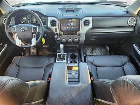 Used 2018 Toyota Tundra SR5 AWD/4WD image 18