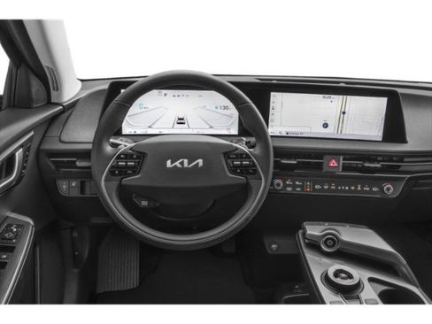 Used 2024 Kia EV6 Light image 10
