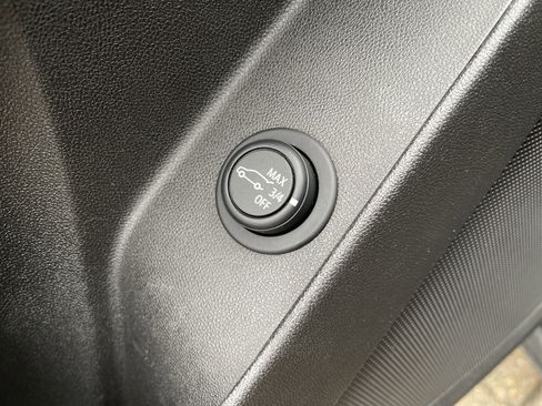 Used 2022 Chevrolet Equinox LT image 15