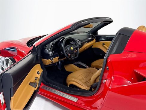 Used 2017 Ferrari 488 Spider RWD image 12