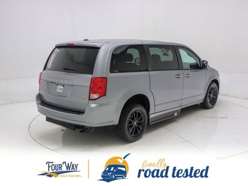 Used 2019 Dodge Grand Caravan GT image 5