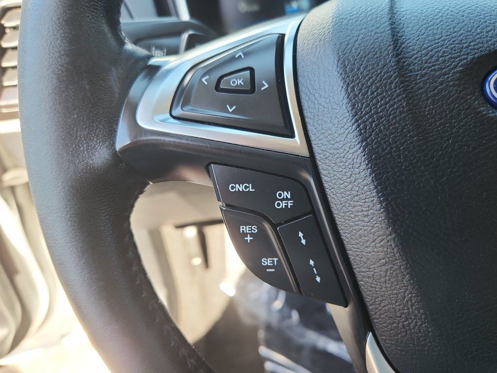 Used 2019 Ford Fusion Titanium FWD image 19