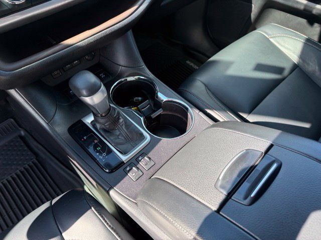 Used 2018 Toyota Highlander XLE AWD/4WD image 26
