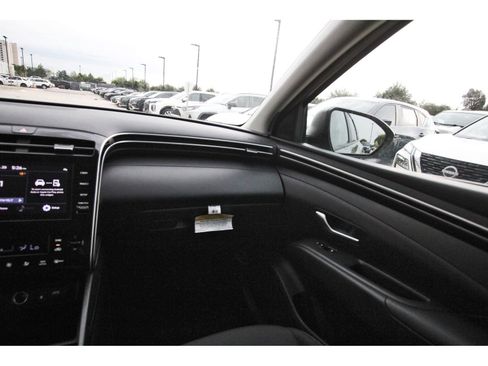 Certified 2024 Hyundai Tucson SEL FWD image 12