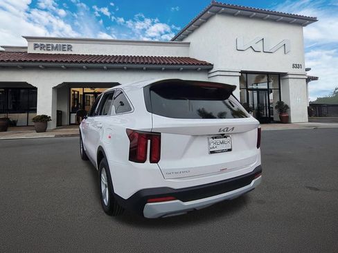 New 2026 Kia Sorento LX FWD image 6