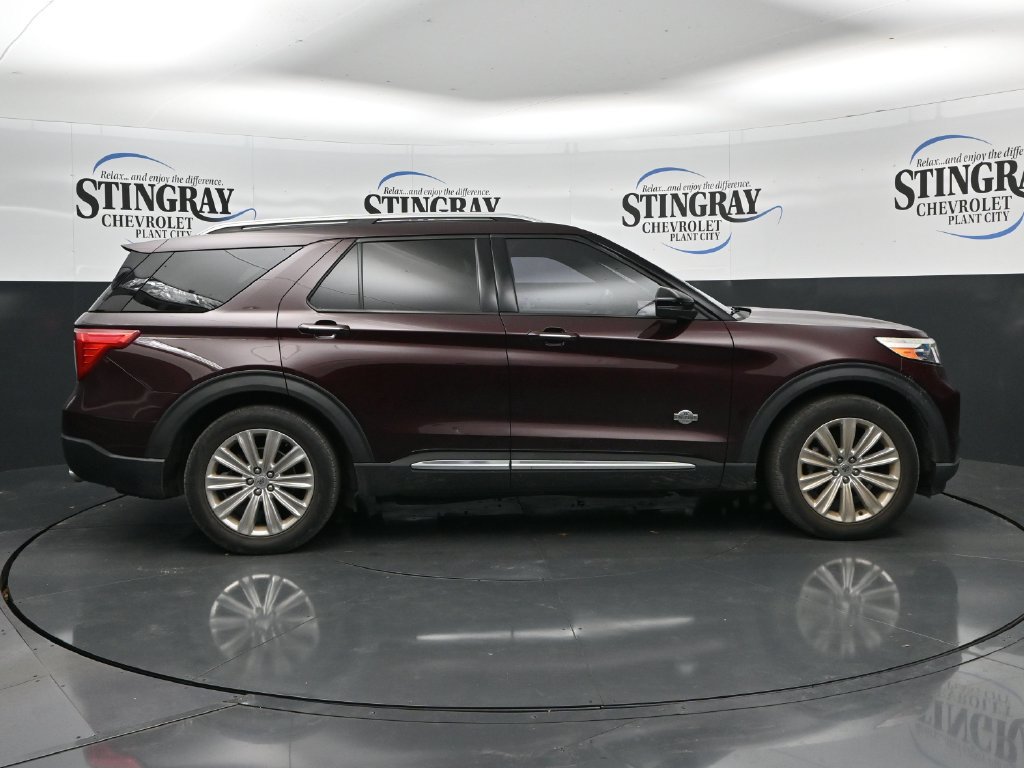 Used 2022 Ford Explorer King Ranch w/ Premium Technology Package RWD image 8