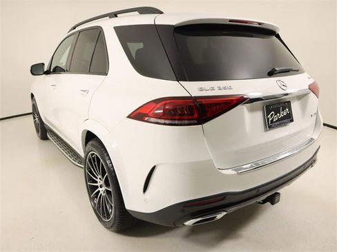 Used 2022 Mercedes-Benz GLE 350 4MATIC image 3