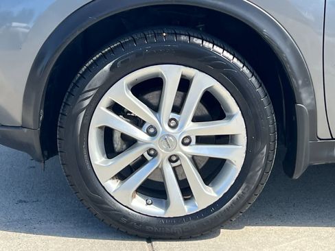 Used 2015 Nissan Juke S FWD image 26