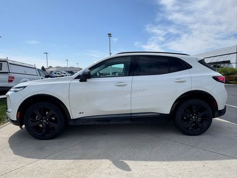 Used 2024 Buick Envision Sport Touring image 4