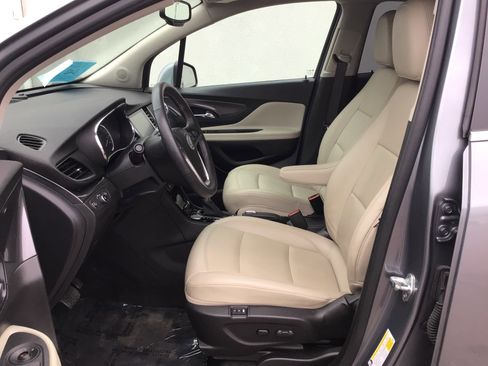 Used 2019 Buick Encore Essence AWD/4WD image 10
