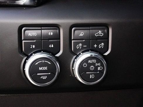 Used 2023 GMC Sierra 1500 AT4X image 26