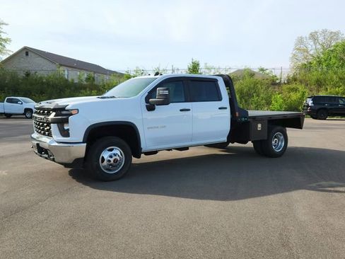 Used 2023 Chevrolet Silverado 3500 W/T w/ WT Convenience Package AWD/4WD image 3