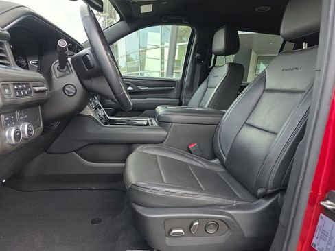 Used 2022 GMC Yukon XL Denali AWD/4WD image 10