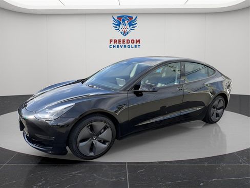 Used 2023 Tesla Model 3 Long Range image 2