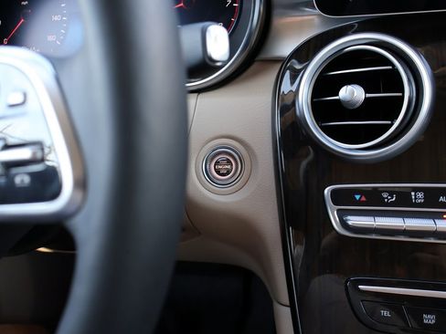 Used 2020 Mercedes-Benz GLC 300 4MATIC Coupe image 30