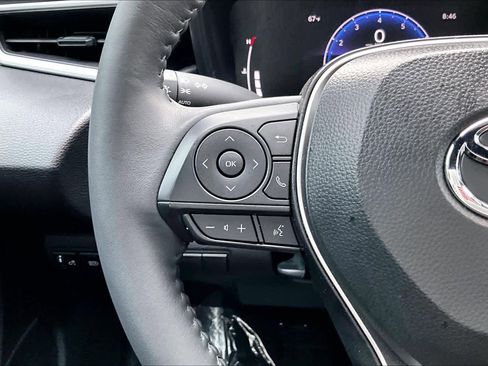 Used 2026 Toyota Corolla SE image 24