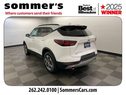 Used 2024 Chevrolet Blazer LT image 3