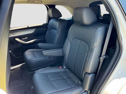 Used 2024 MAZDA CX-90 Plug-In Hybrid w/ Premium Pkg image 24