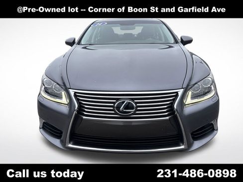 Used 2014 Lexus LS 460 L image 8