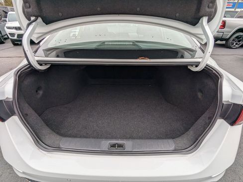 Used 2024 Nissan Sentra SV image 19