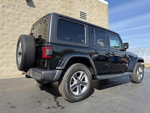 Used 2019 Jeep Wrangler Unlimited Sahara w/ LED Lighting Group image 3