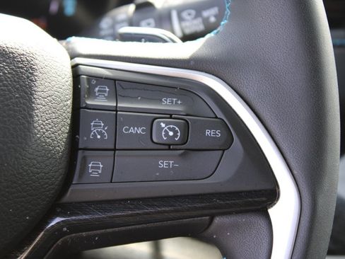 Used 2022 Jeep Grand Cherokee Trailhawk image 17