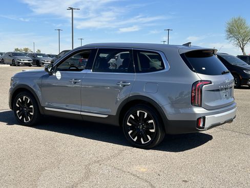 Certified 2024 Kia Telluride SX Prestige image 4