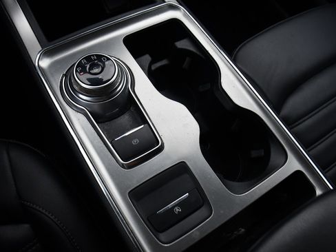 Used 2022 Ford Edge SEL w/ Convenience Package image 30