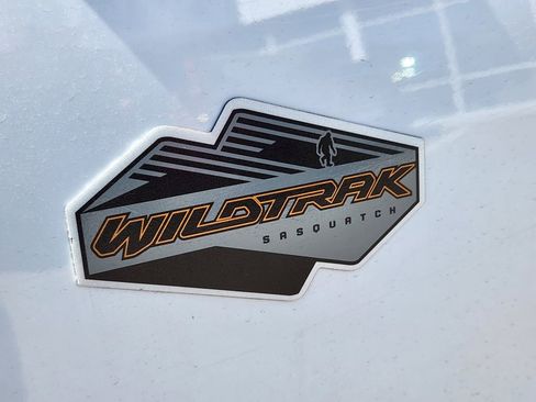 Used 2022 Ford Bronco Wildtrak AWD/4WD image 16