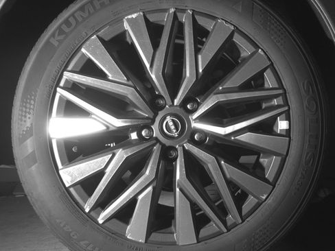 Used 2025 Nissan Altima 2.5 SV image 15