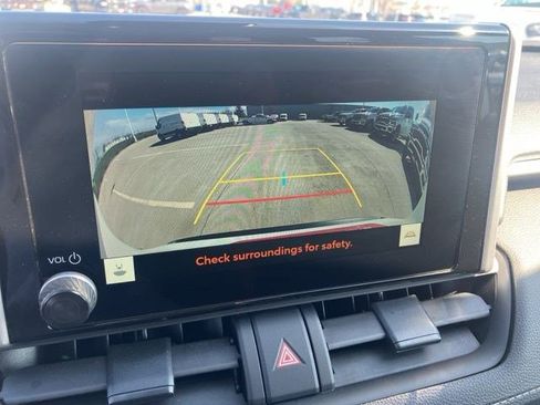 Used 2025 Toyota RAV4 XLE image 19