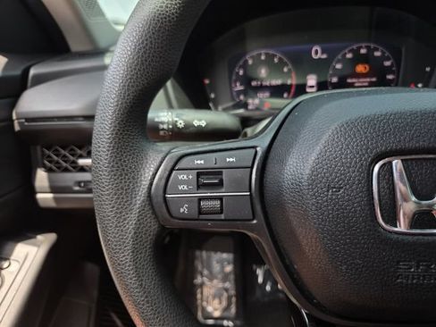 Used 2024 Honda Accord EX image 22