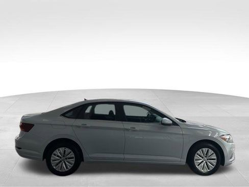 Used 2019 Volkswagen Jetta S image 6