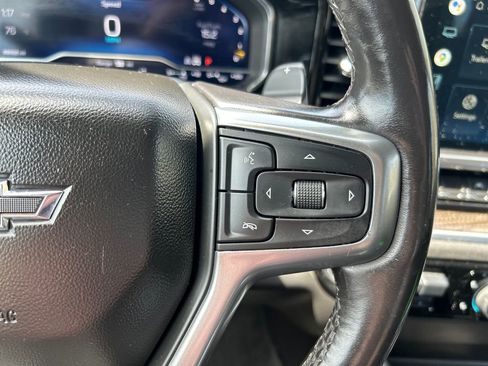Used 2022 Chevrolet Silverado 1500 LT Trail Boss w/ Convenience Package II AWD/4WD image 31