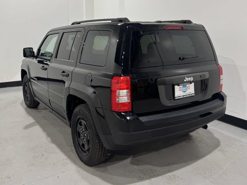 Used 2016 Jeep Patriot Sport FWD image 28