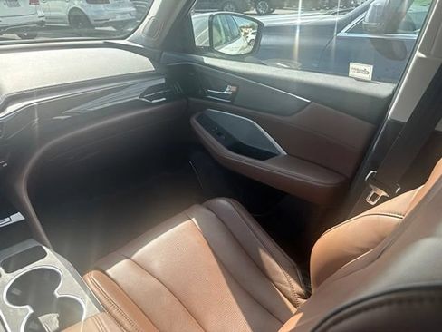 Used 2022 Acura MDX SH-AWD w/ Advance Package image 14