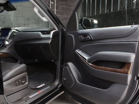 Used 2015 Chevrolet Tahoe LT AWD/4WD image 24