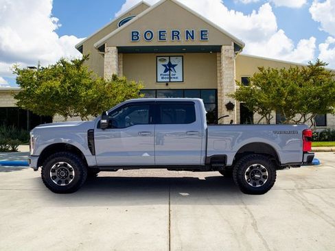 Used 2024 Ford F250 Lariat w/ Lariat Ultimate Package image 2