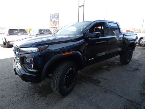 New 2026 GMC Canyon AT4 AWD/4WD image 6